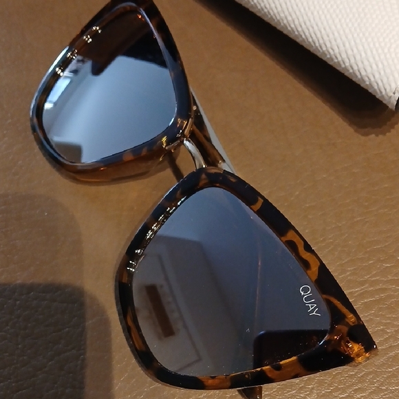 Quay Australia Leopard Print Sunglasses - Picture 9 of 14
